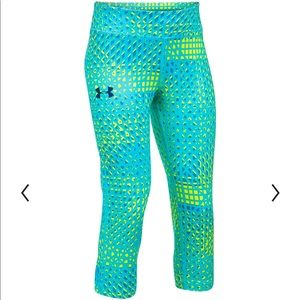 Under Armour Girls Capri Leggings (Blue/Yellow)